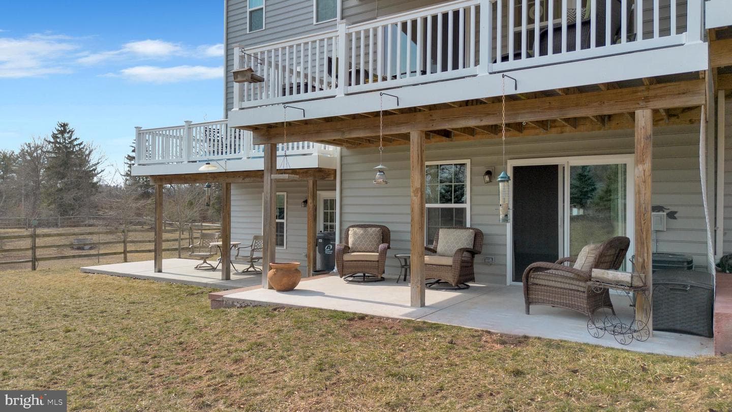34 Jacob Way photo 40