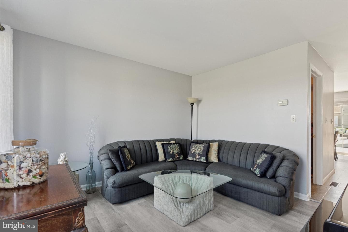 299 Bartman Avenue photo 16