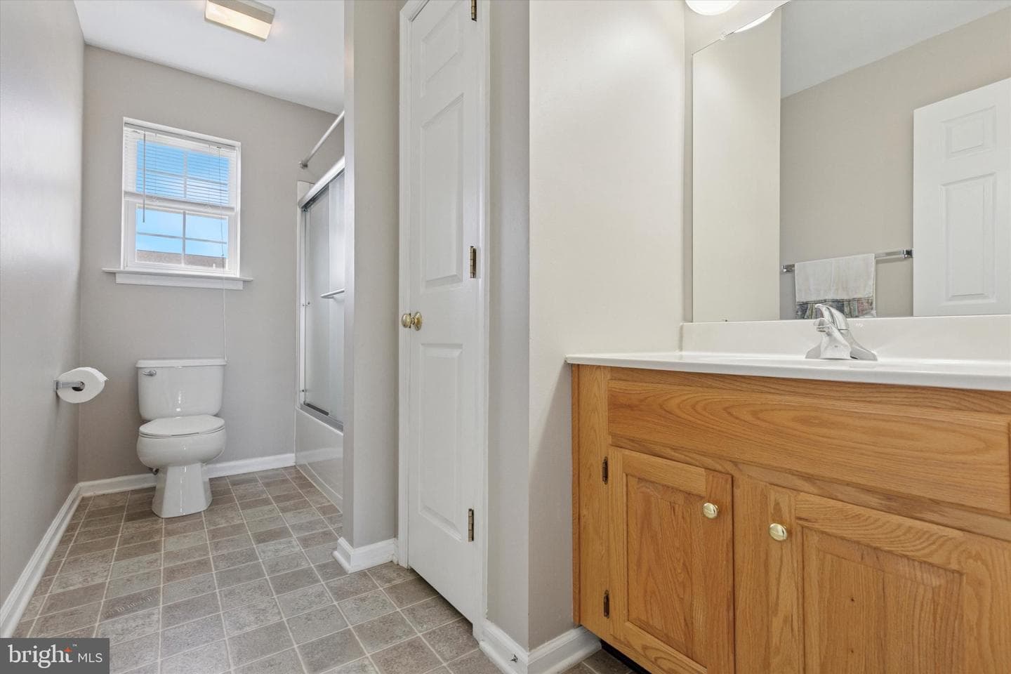 299 Bartman Avenue photo 19