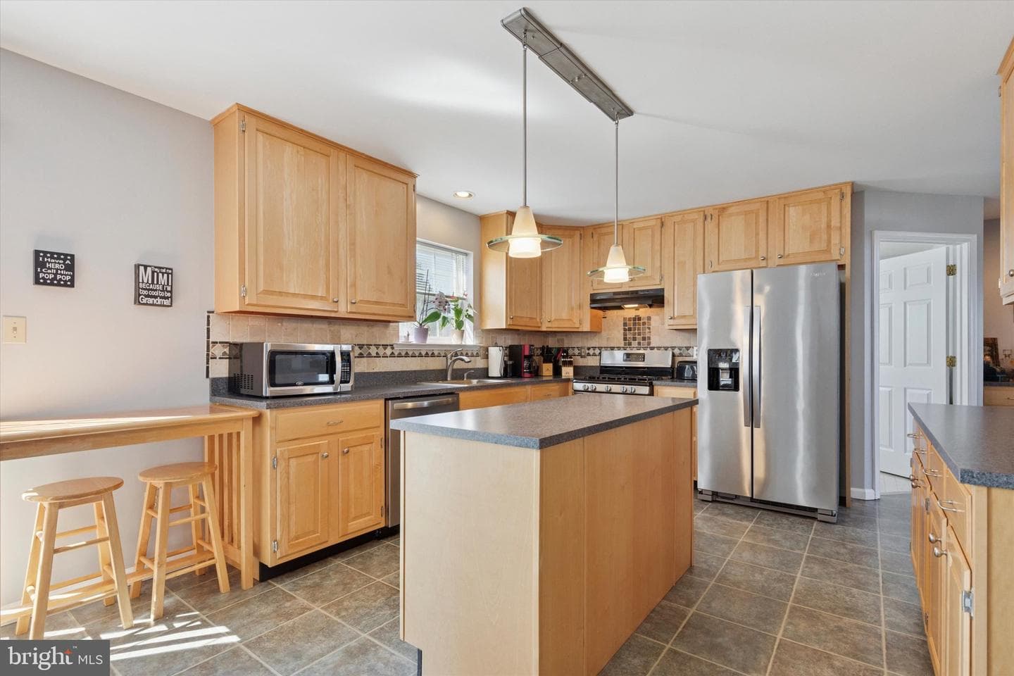 299 Bartman Avenue photo 3