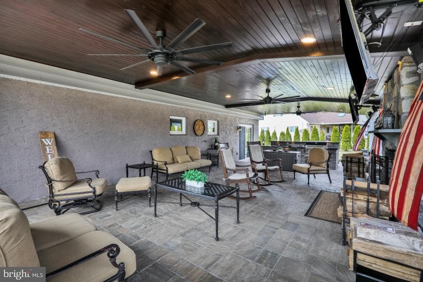 3067 Tyler Court photo 35