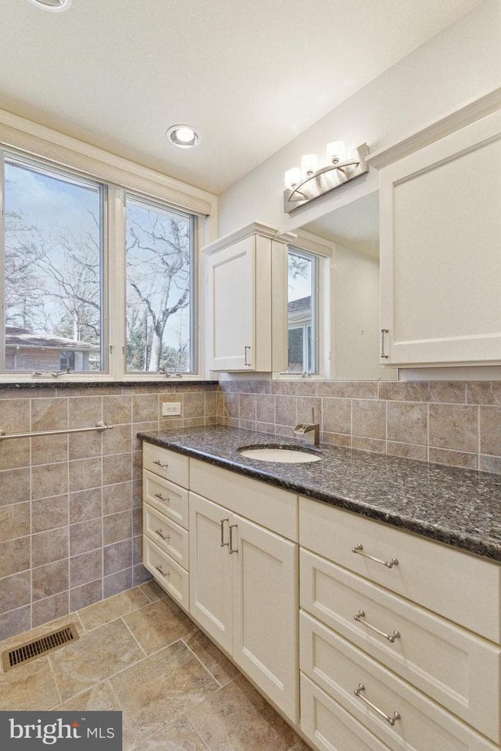1415 Academy Lane photo 24