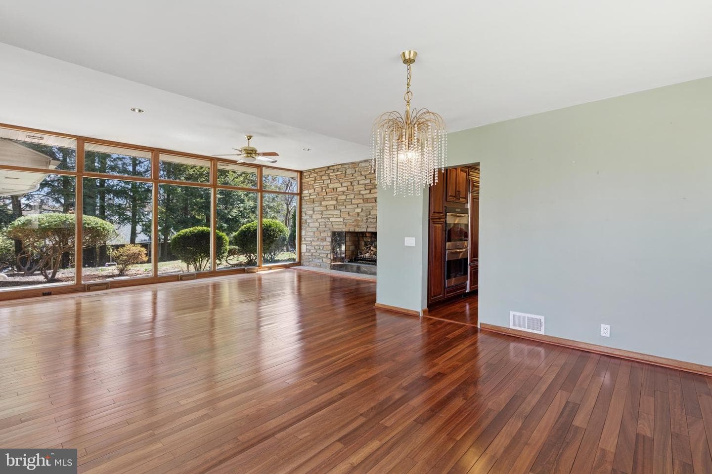 1415 Academy Lane photo 6