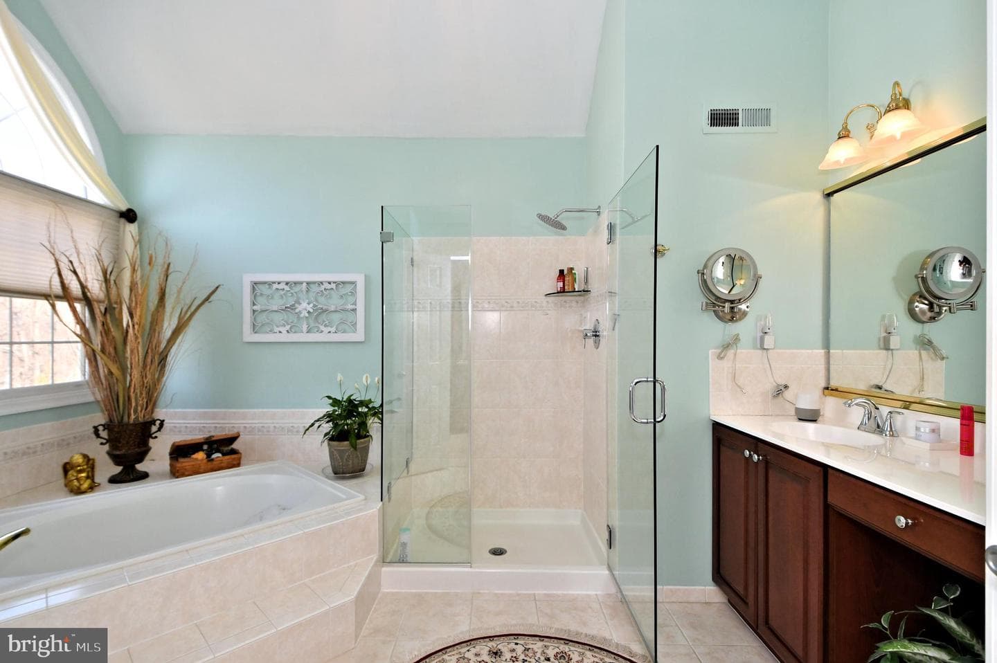 1349 Bryant Court photo 46