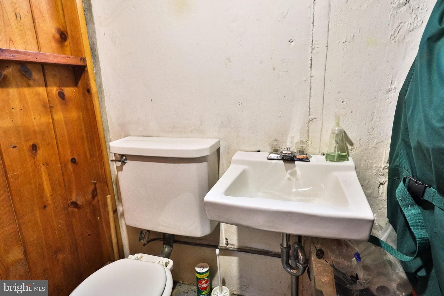 1227 Bruce Road photo 16
