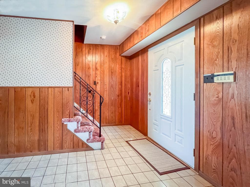 18 Maurice Lane photo 2
