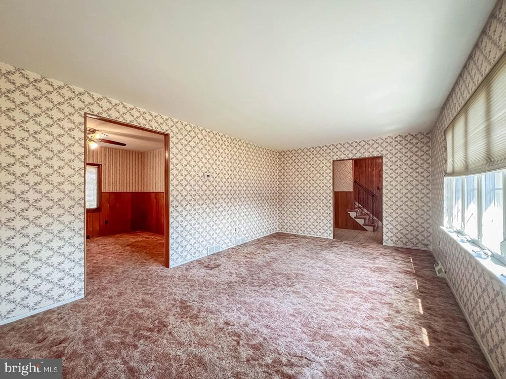 18 Maurice Lane photo 6