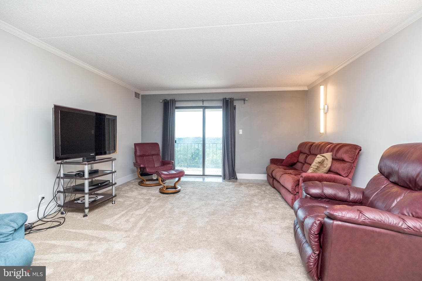 21035 Valley Forge Circle #1035 photo 9