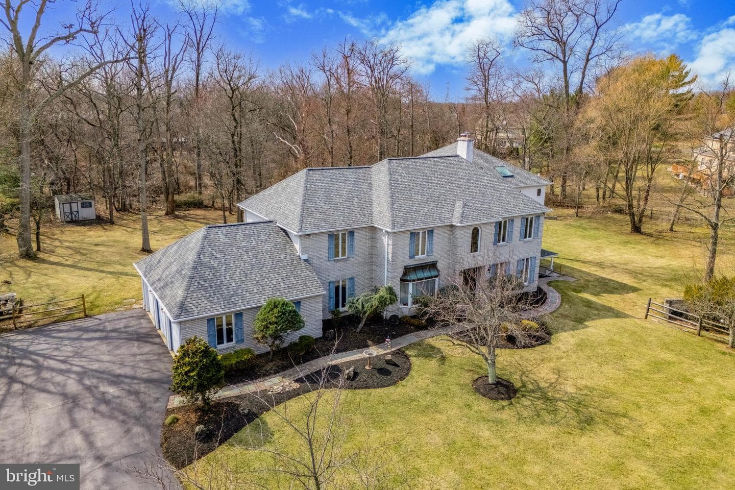 640 Chatham Lane photo 19