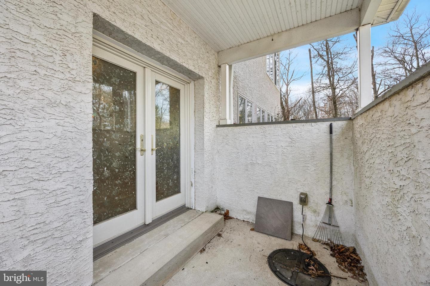 640 Chatham Lane photo 73