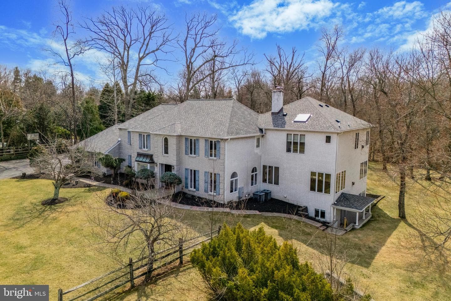 640 Chatham Lane photo 81