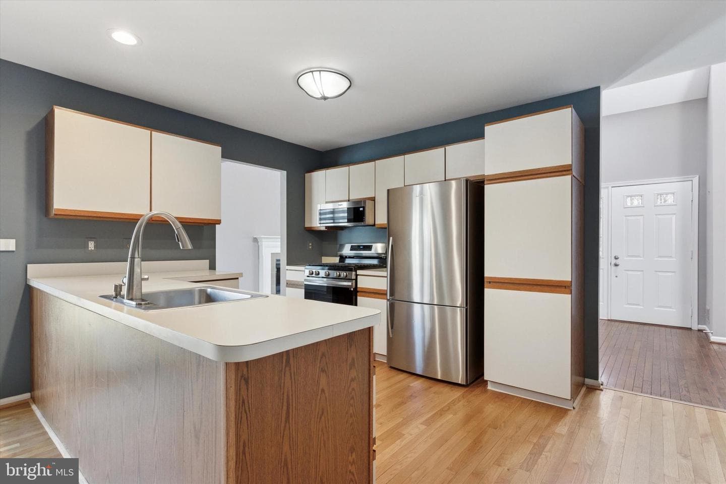 268 Tulip Tree Court photo 11