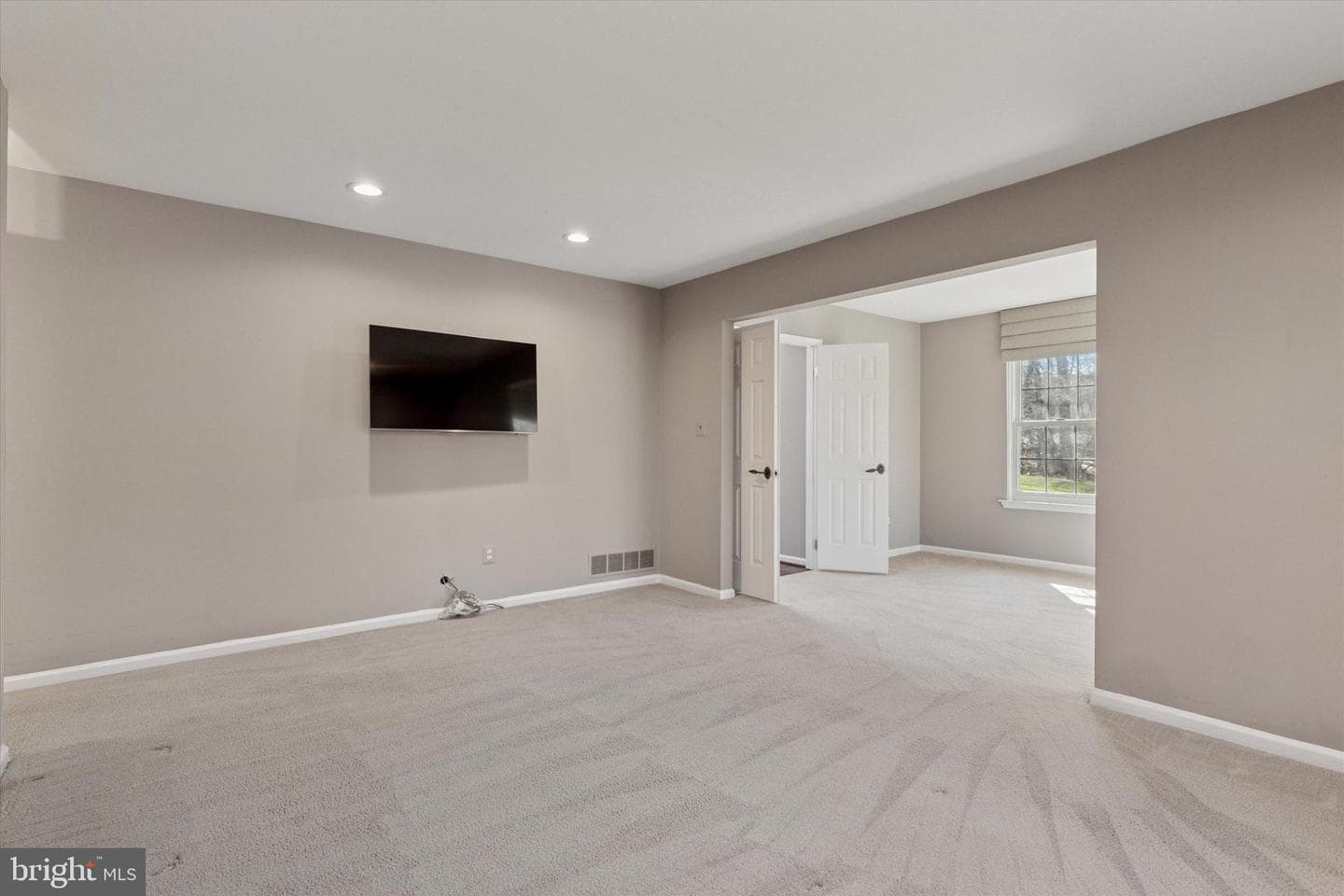 268 Tulip Tree Court photo 20