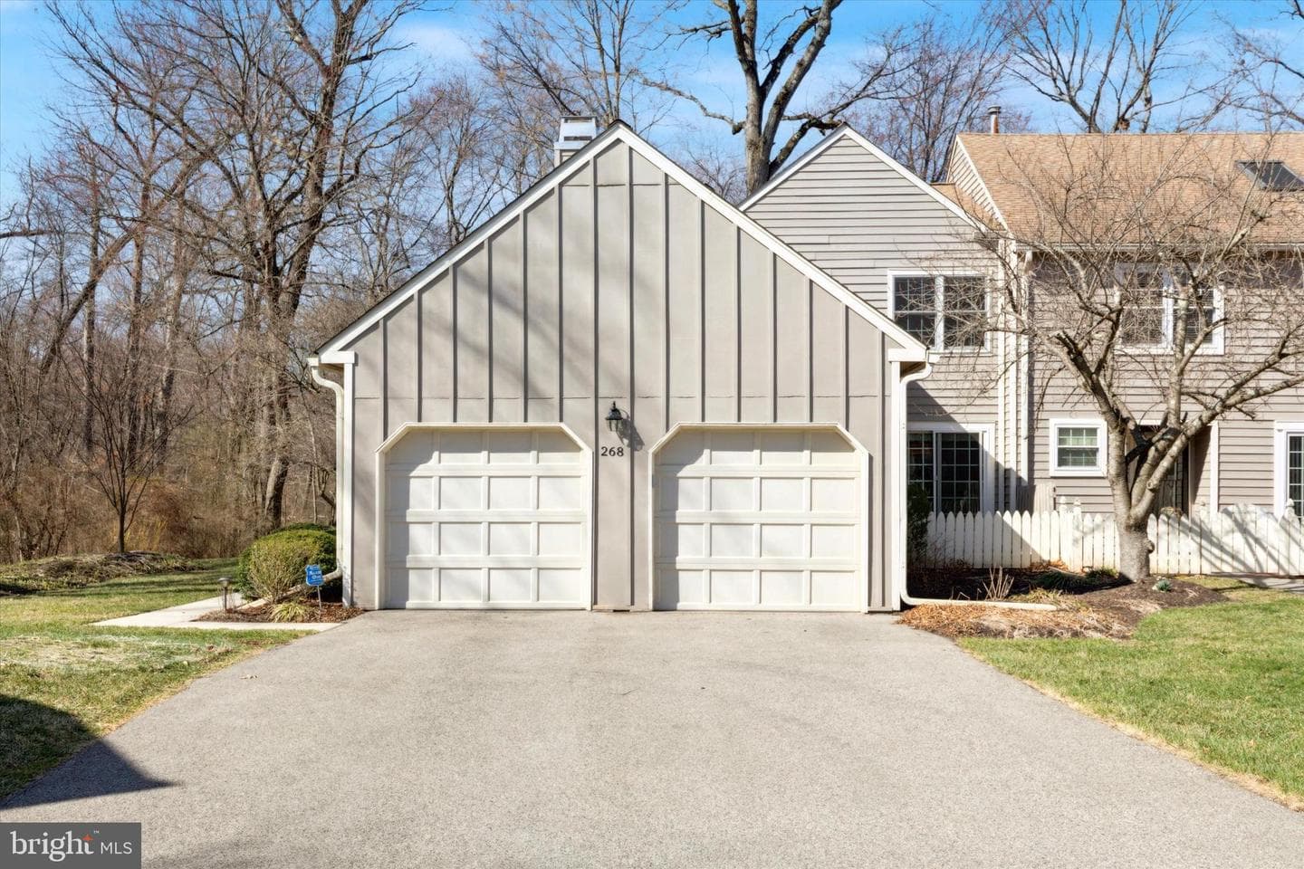 268 Tulip Tree Court photo 3