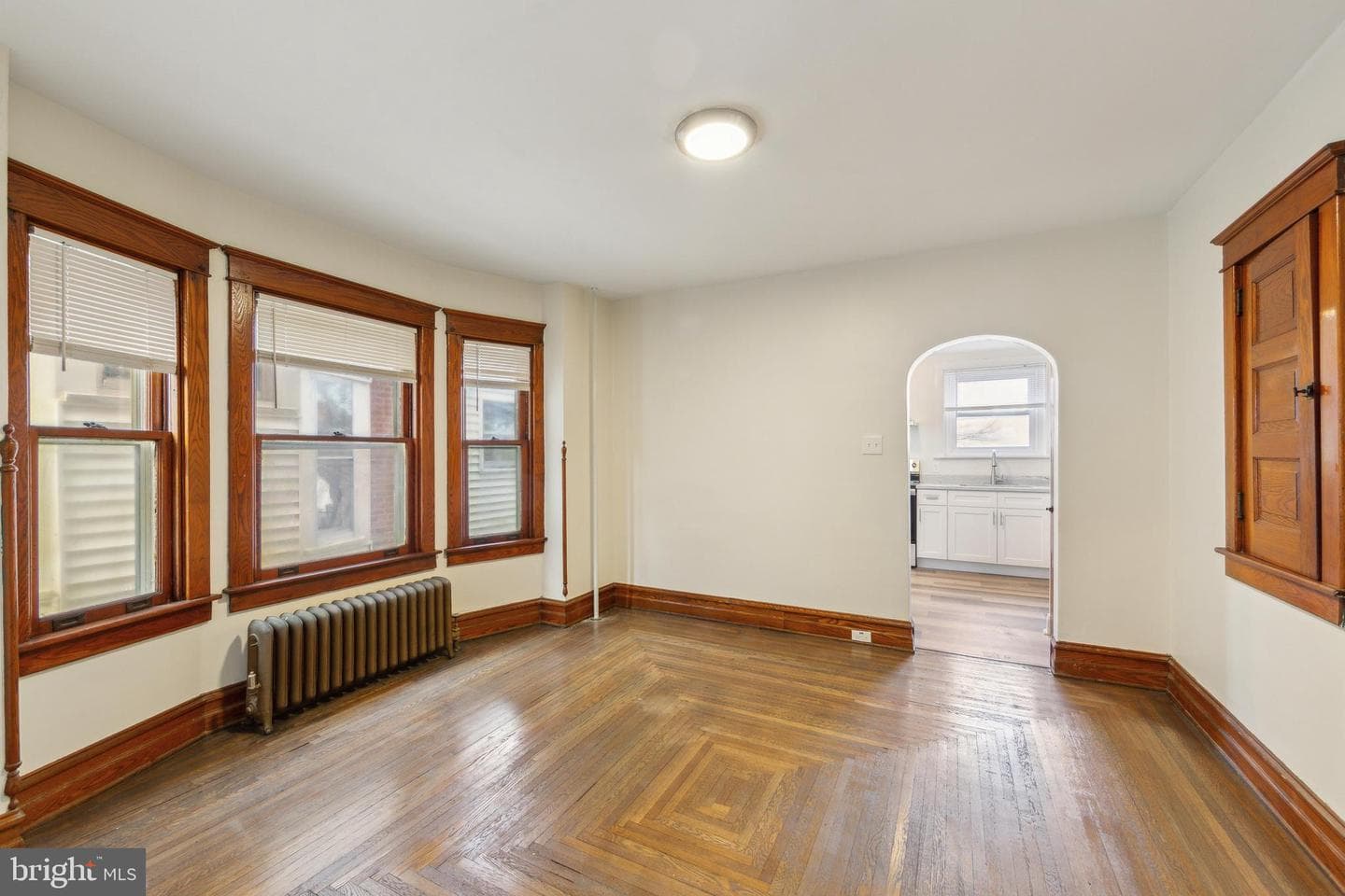363 N Charlotte Street photo 12