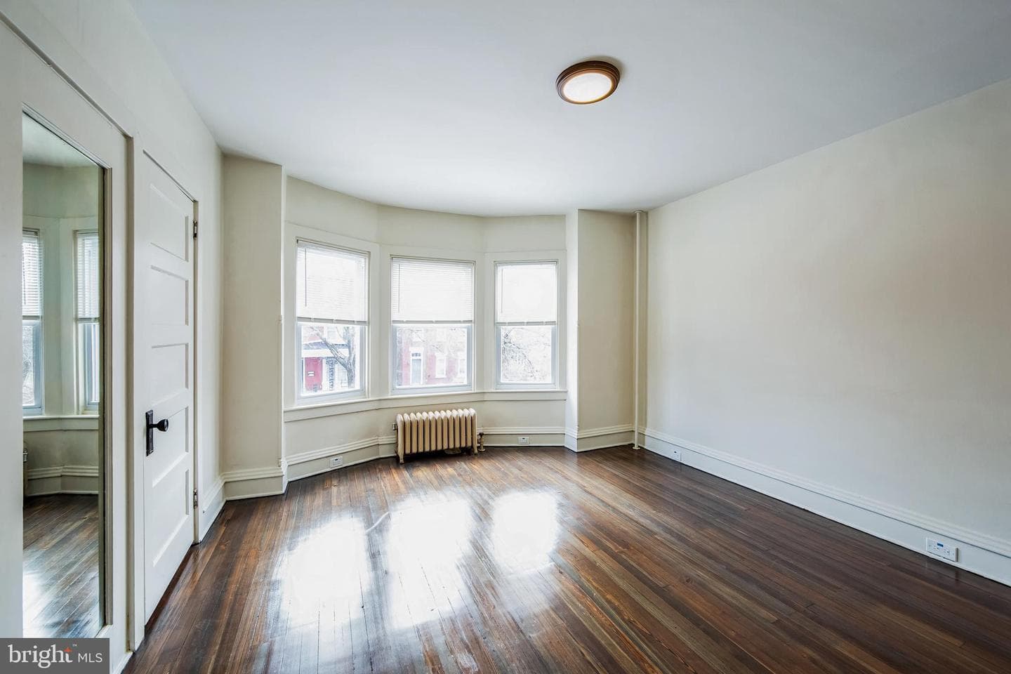 363 N Charlotte Street photo 16