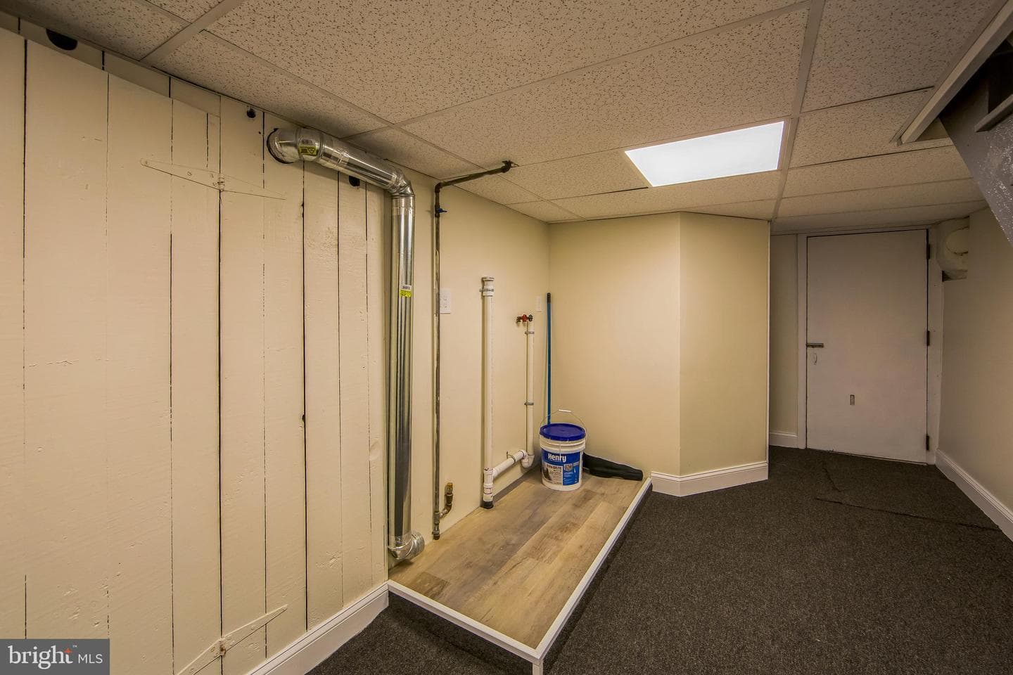363 N Charlotte Street photo 27