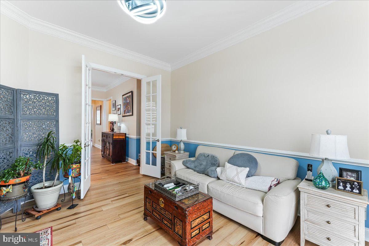 456 Peters Way photo 4