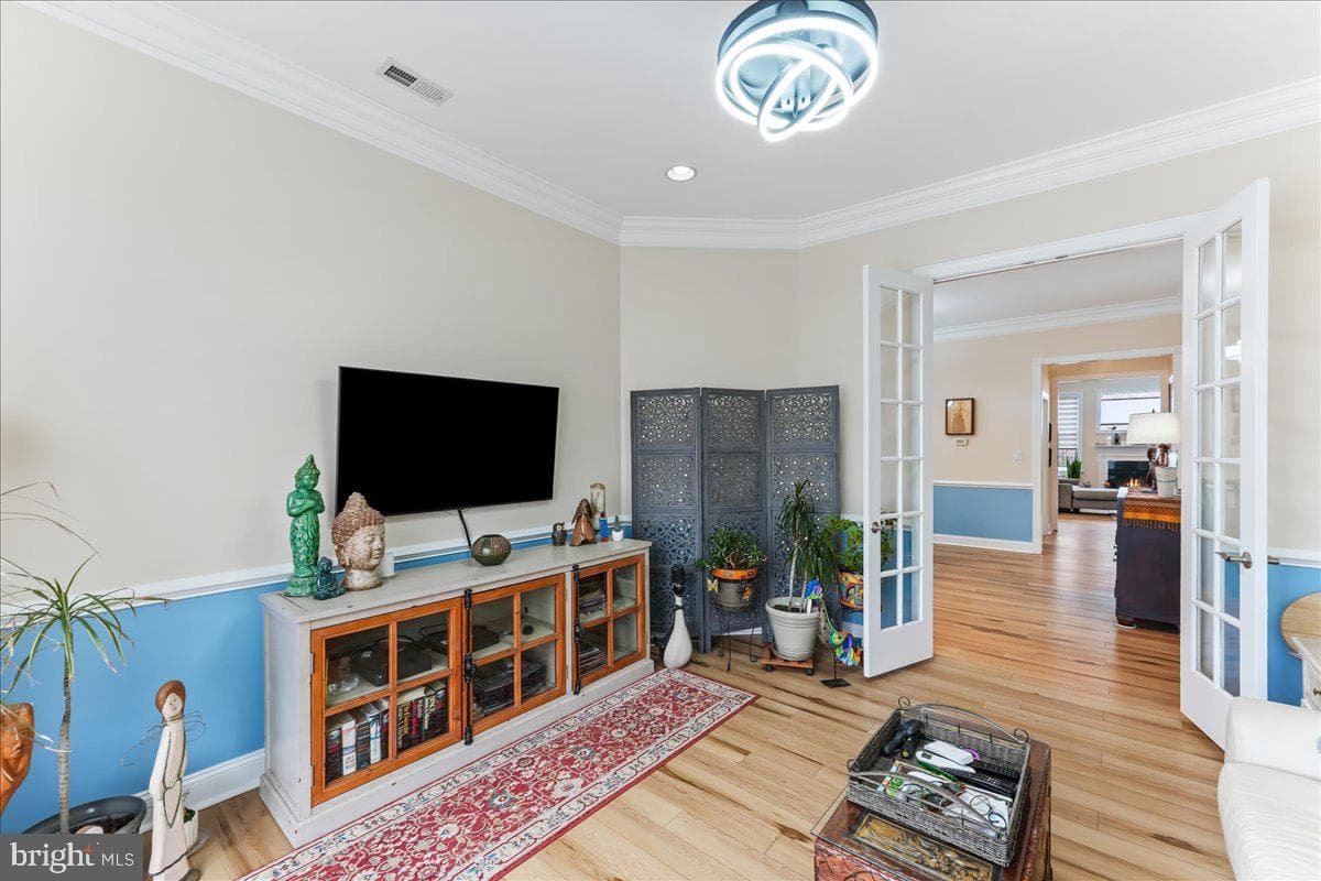 456 Peters Way photo 5