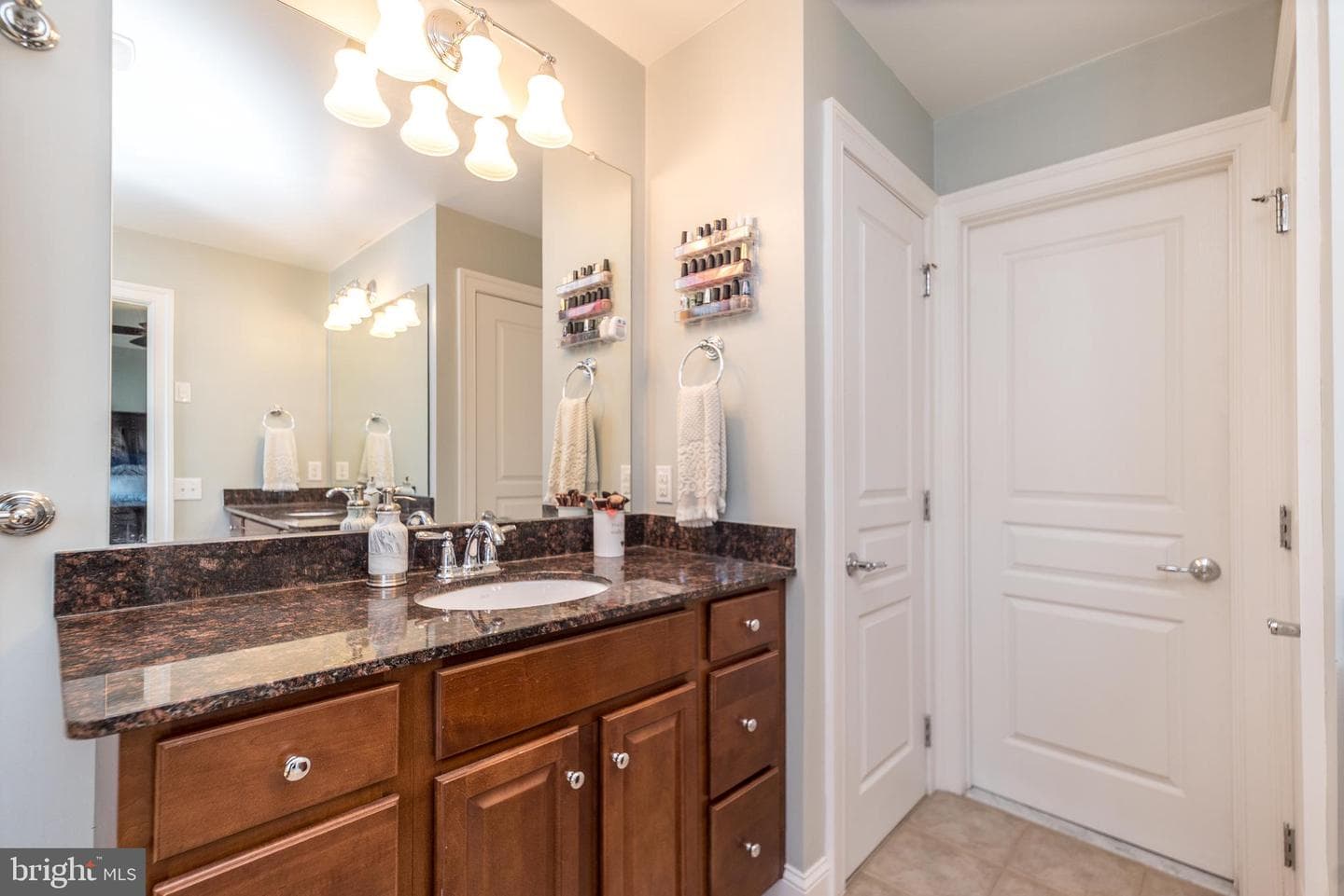 213 Bishop Drive photo 18