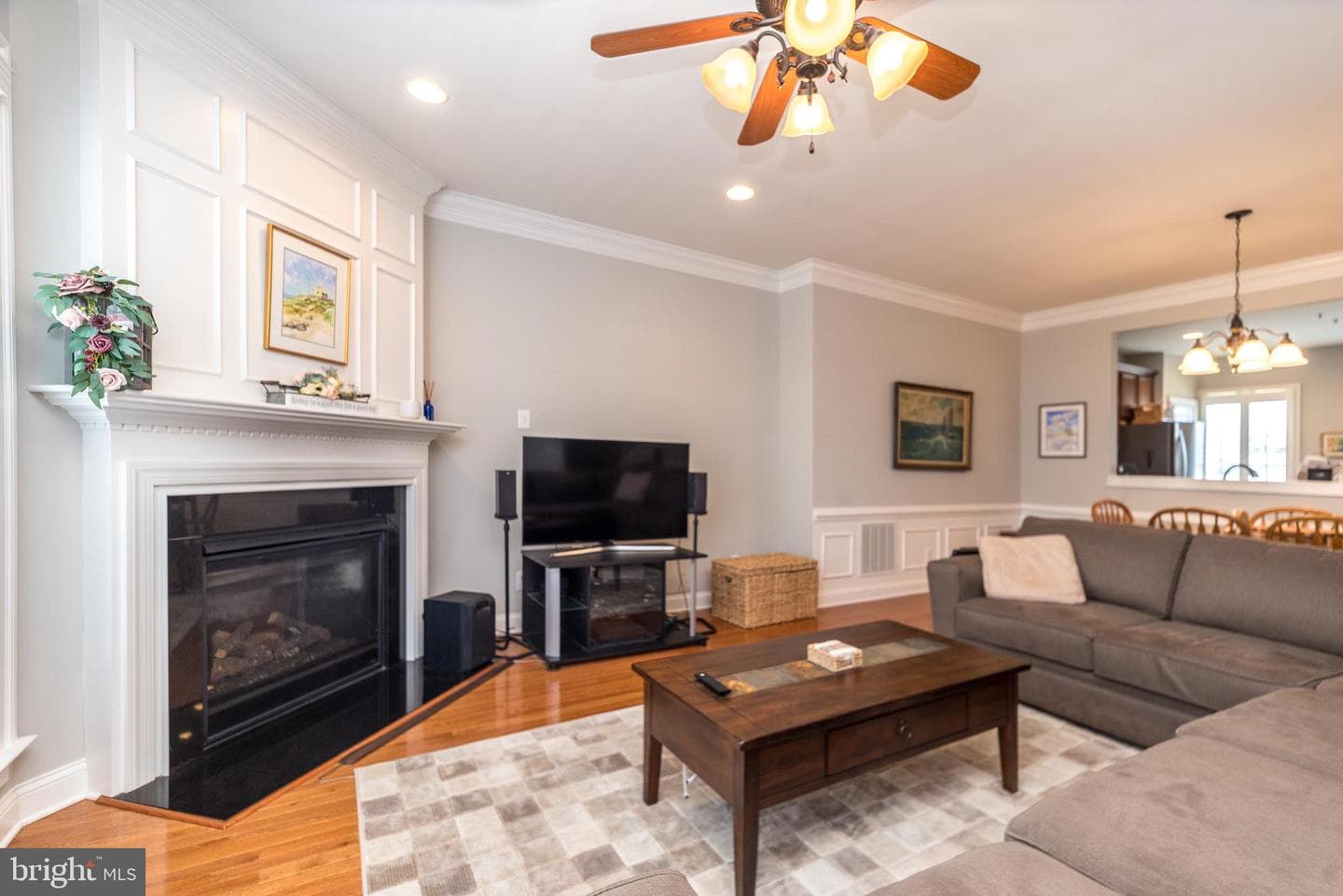 213 Bishop Drive photo 4
