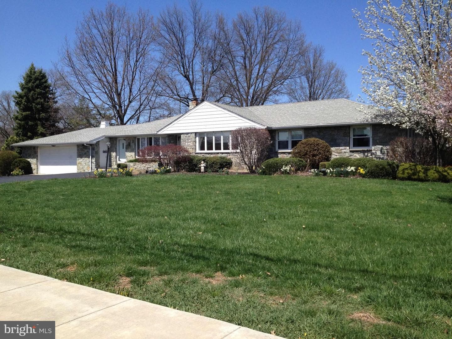 694 Egypt Road photo 1