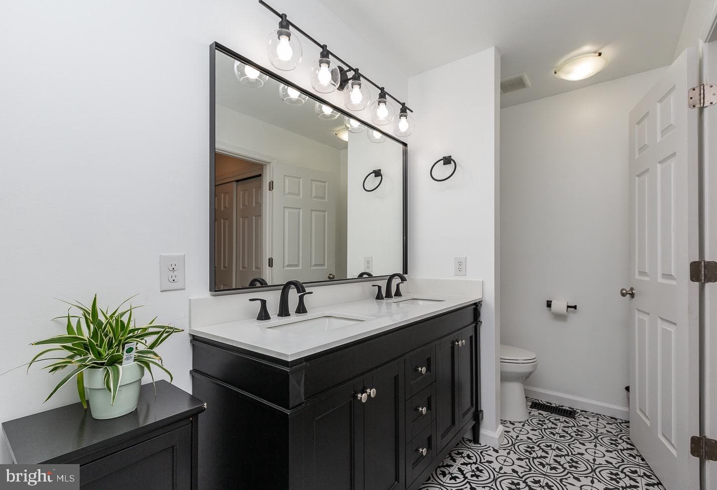 1515 Dekalb Street #110 photo 30