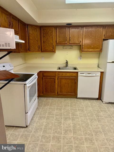10 Village Drive photo 8