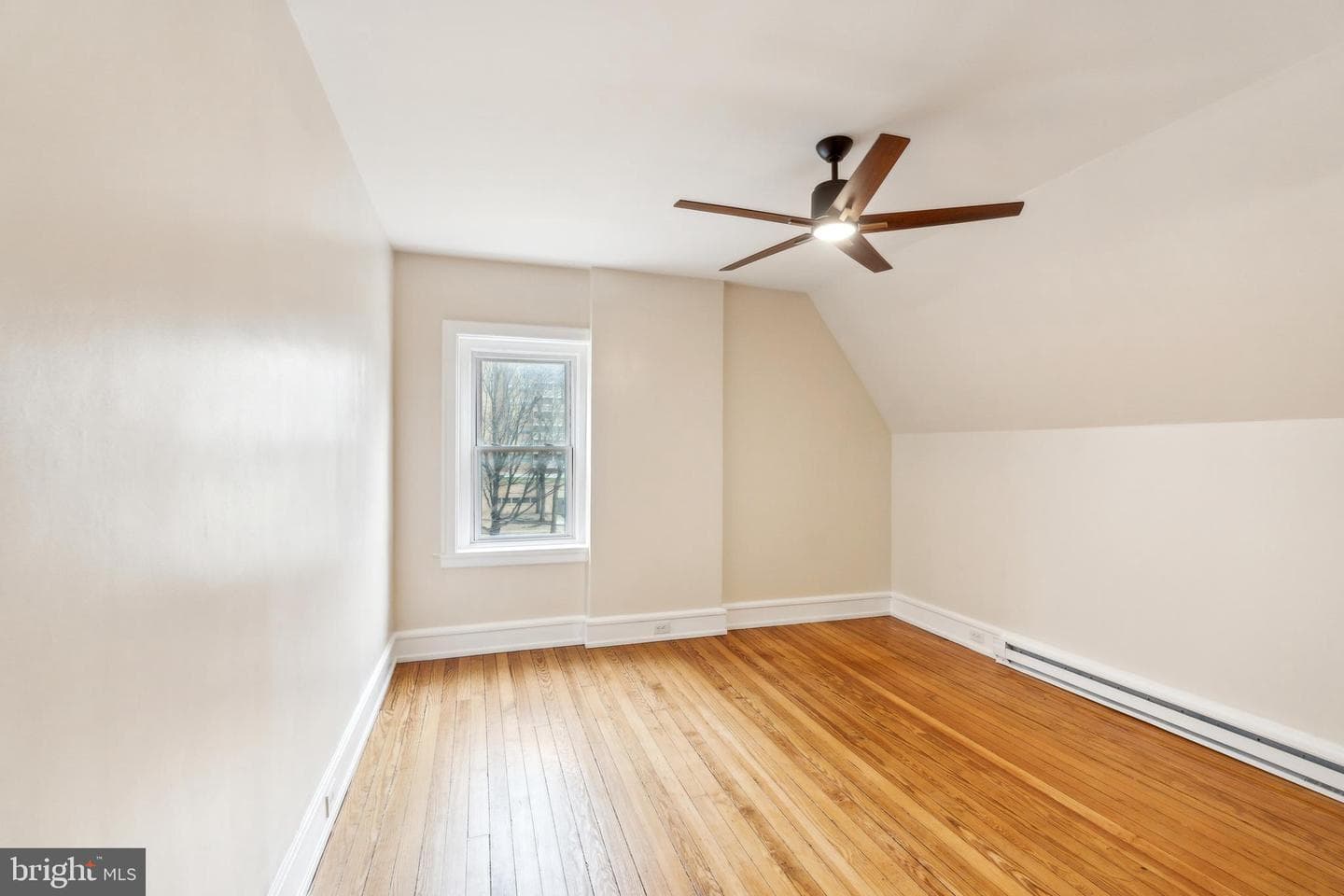 125 Township Line Road photo 33