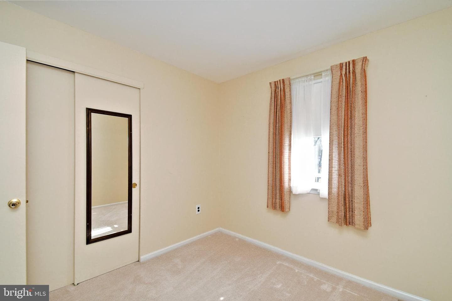1369 Fairgrounds Road photo 22
