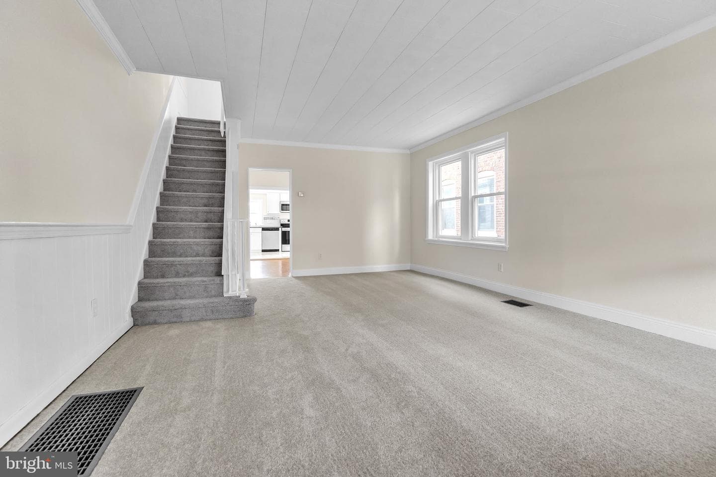 383 Spruce Street photo 12