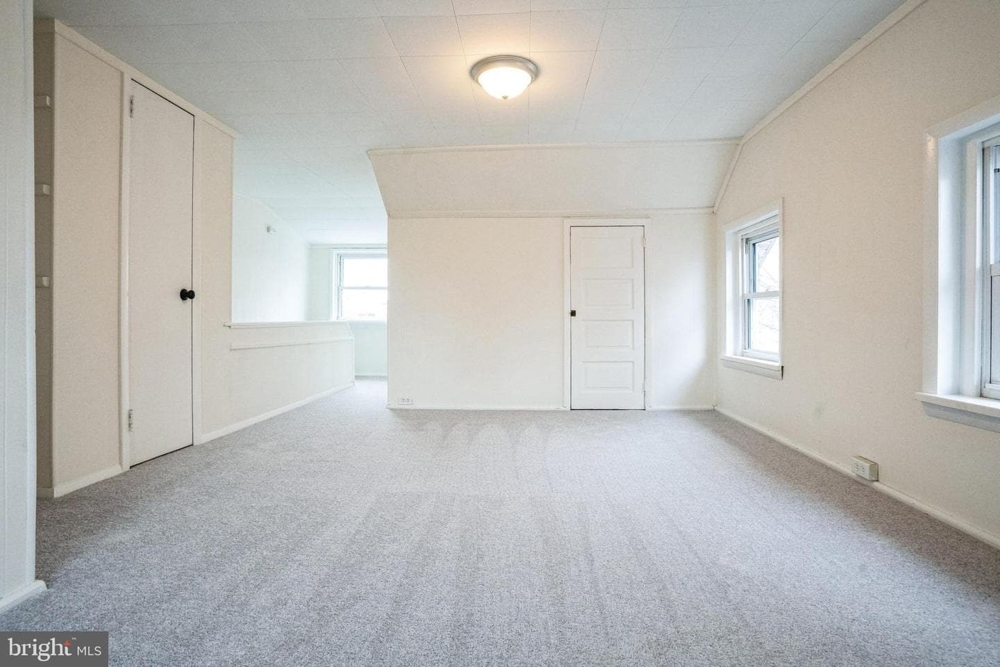 383 Spruce Street photo 23