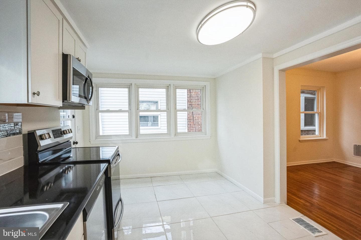 383 Spruce Street photo 7