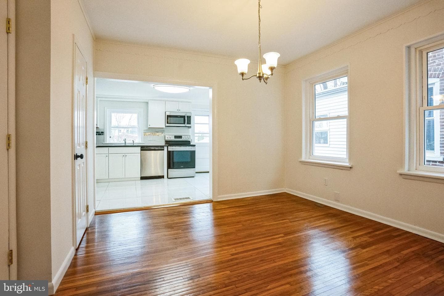 383 Spruce Street photo 8