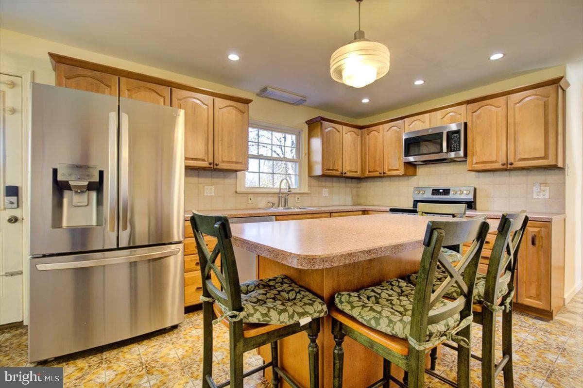 3015 Hemlock Drive photo 10