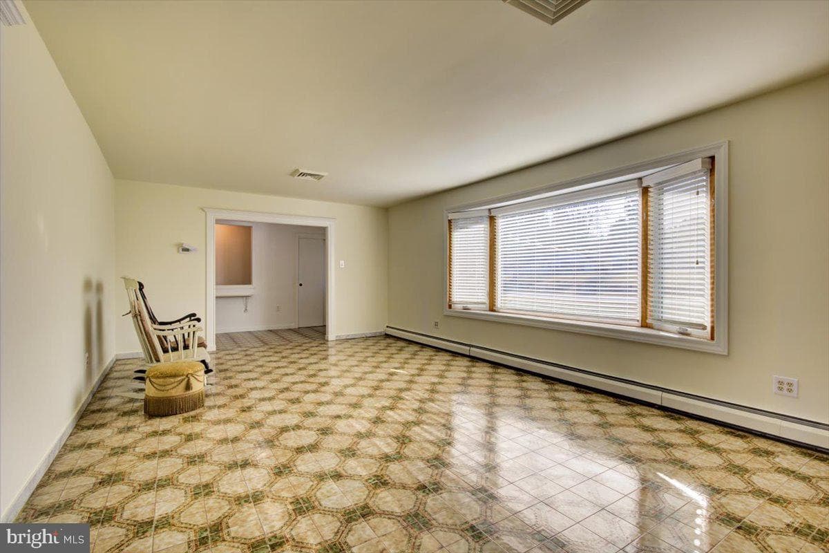 3015 Hemlock Drive photo 6
