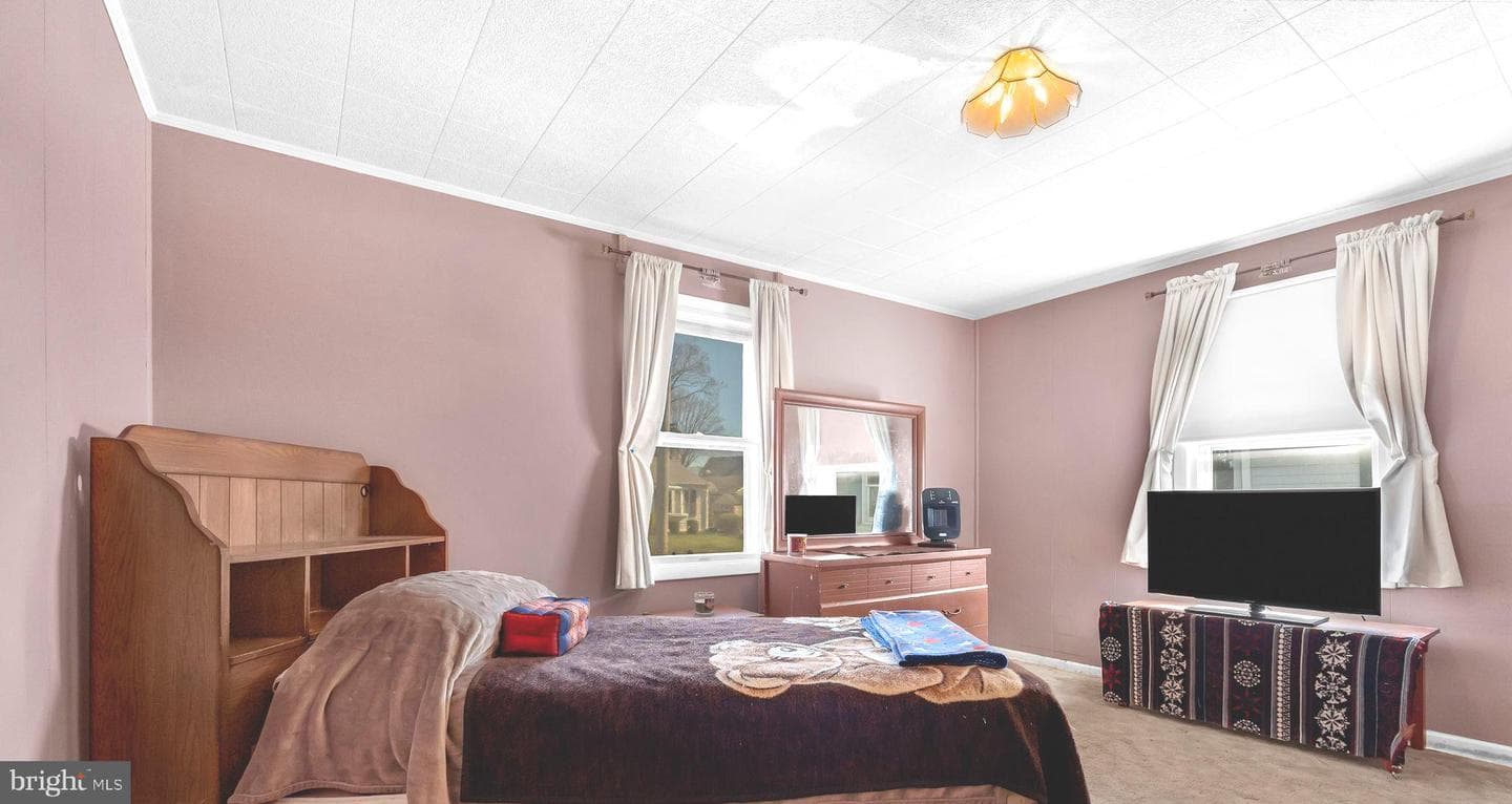 21 James Road photo 7