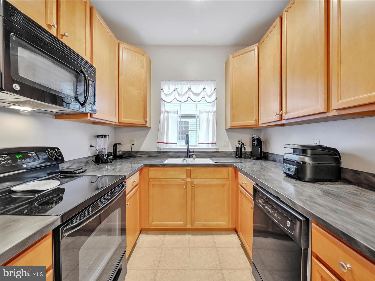 131 E 1st Avenue #14