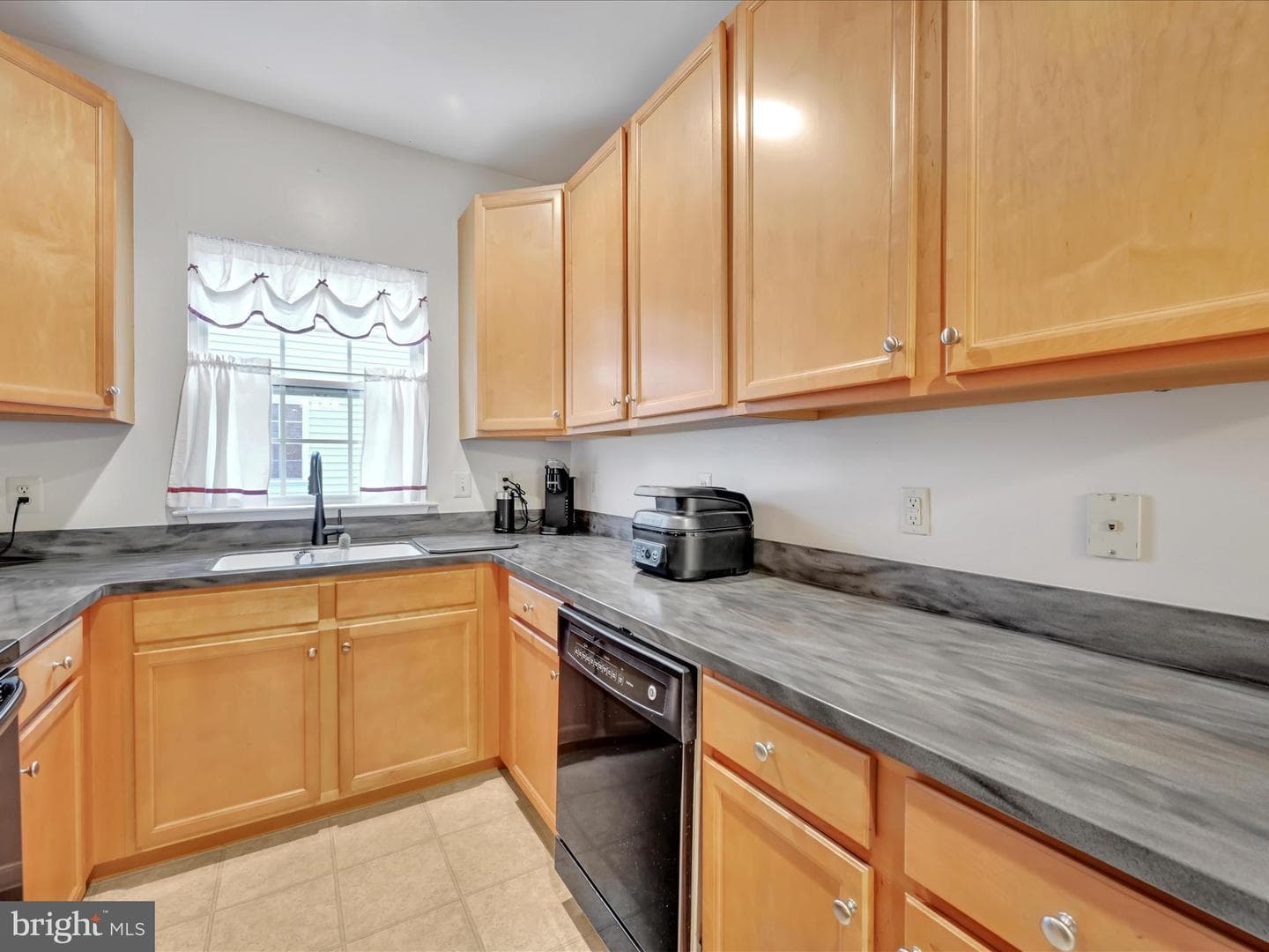 131 E 1st Avenue #14 photo 9