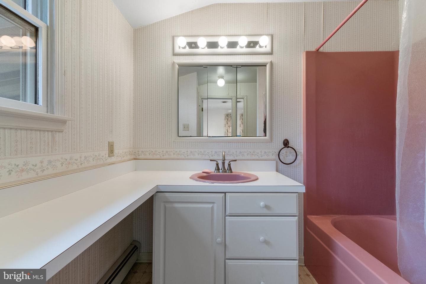 527 Norristown Road photo 22