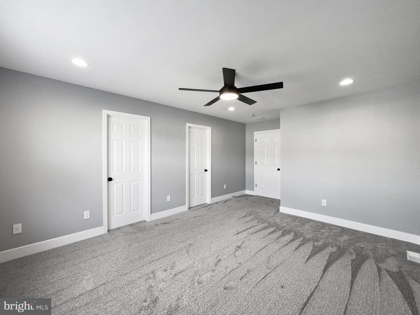 1089 Rosemont Terrace photo 33