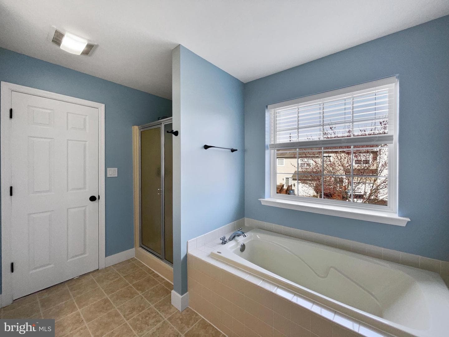 1089 Rosemont Terrace photo 36