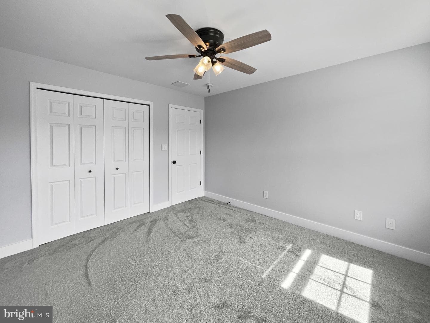 1089 Rosemont Terrace photo 41