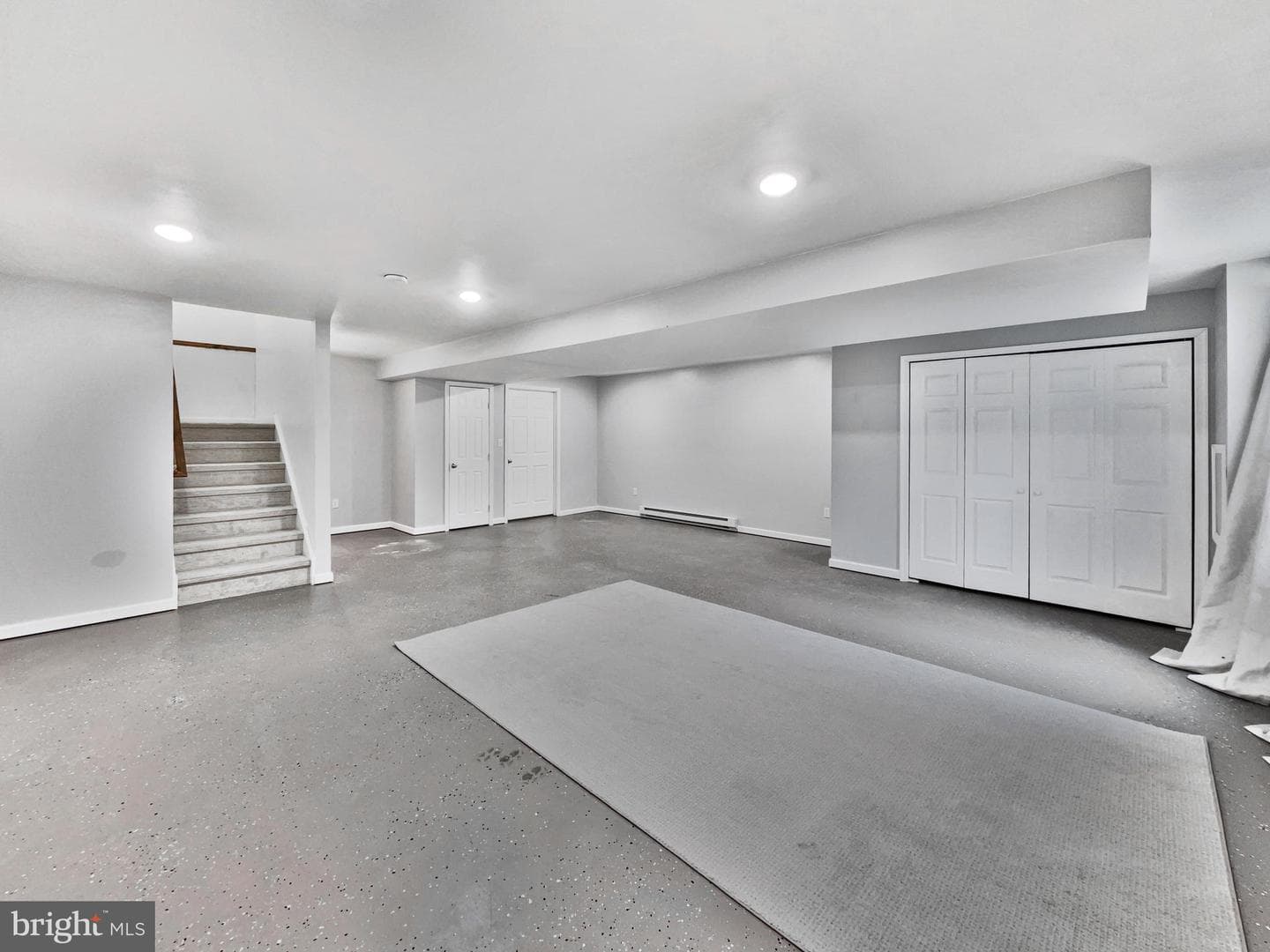 1089 Rosemont Terrace photo 49