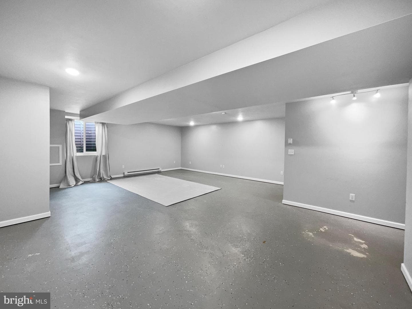 1089 Rosemont Terrace photo 50