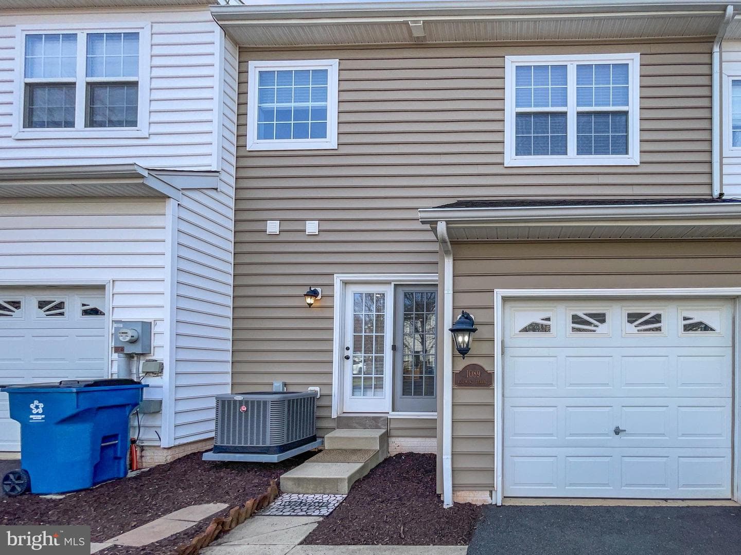 1089 Rosemont Terrace photo 53