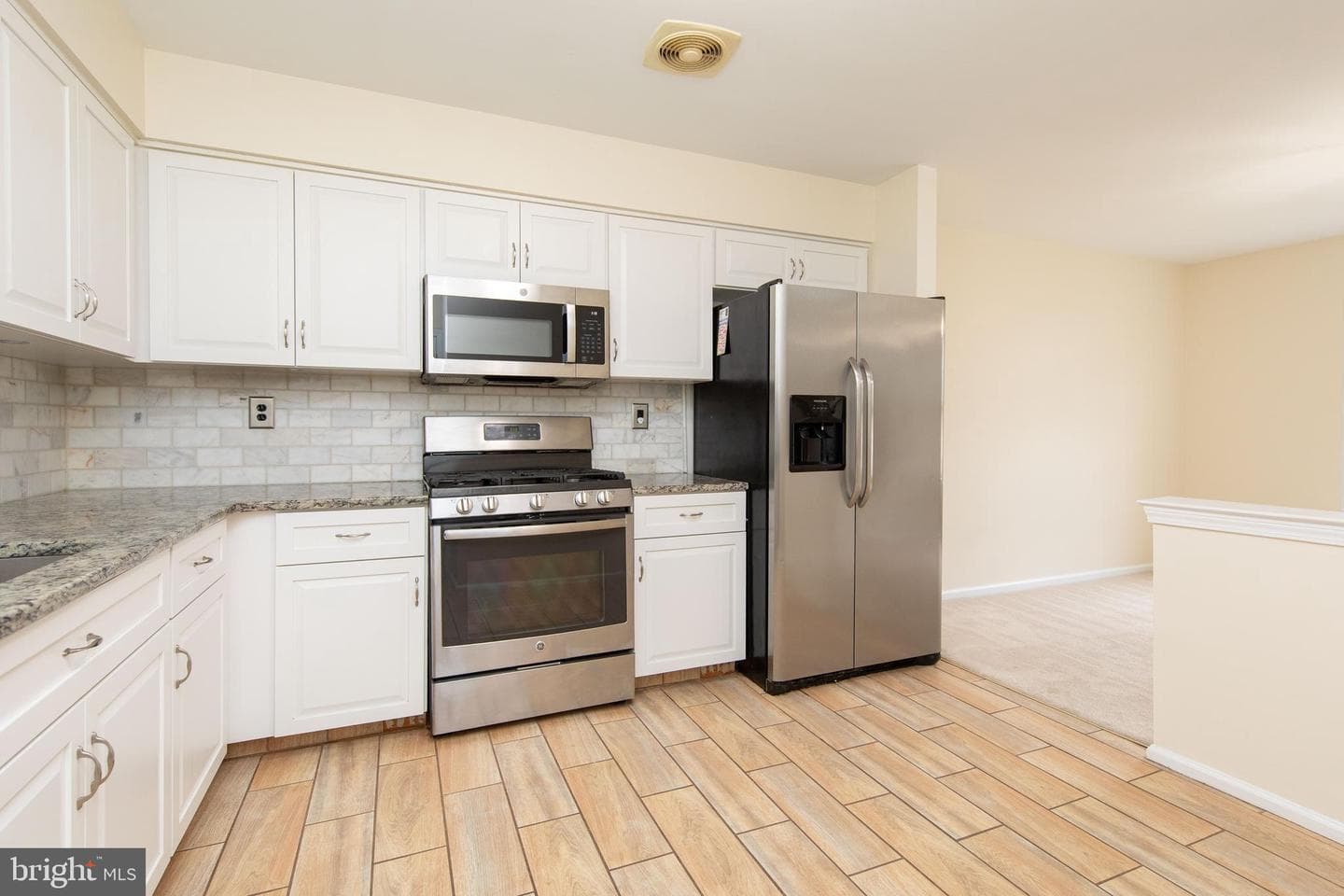 611 Hamilton Street photo 12