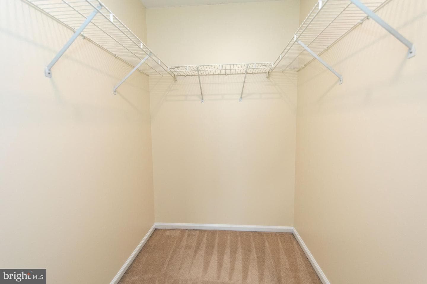 611 Hamilton Street photo 32