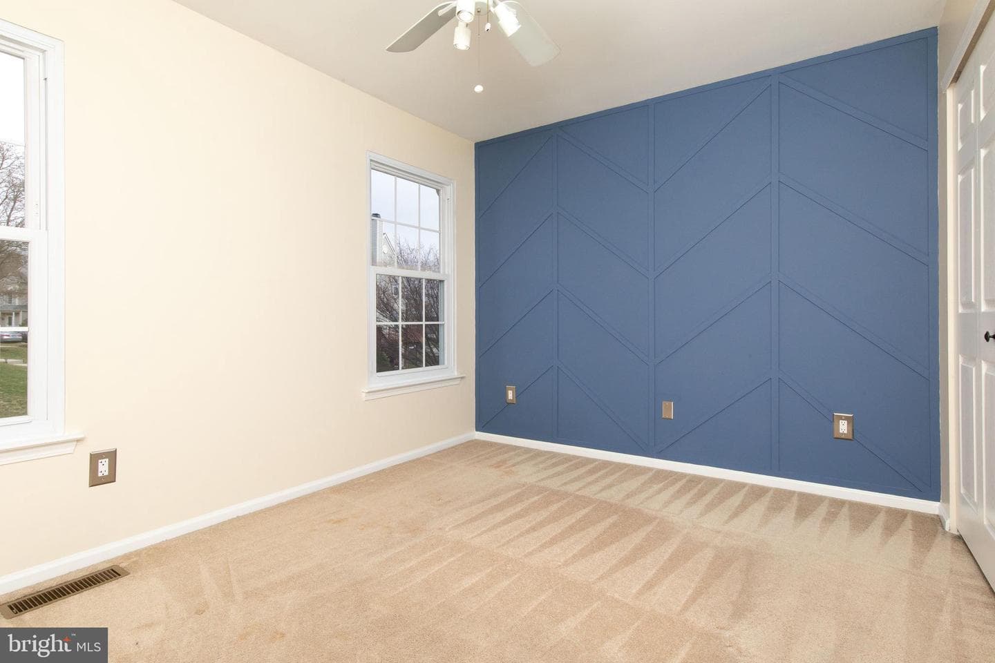 611 Hamilton Street photo 36
