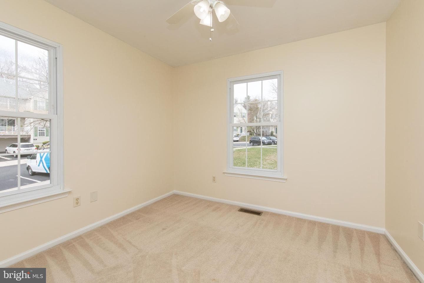 611 Hamilton Street photo 39